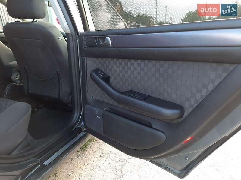 Универсал Audi A6 2003 в Хмельницком