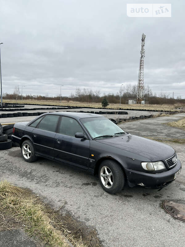 Седан Audi A6 1995 в Львові