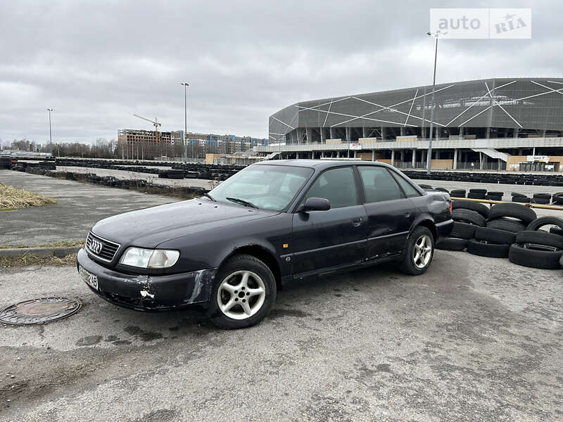 Седан Audi A6 1995 в Львове