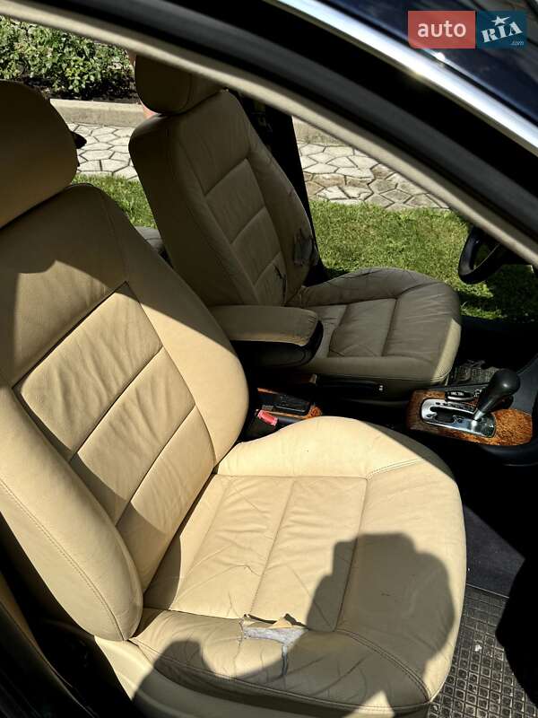 Универсал Audi A6 2001 в Черкассах