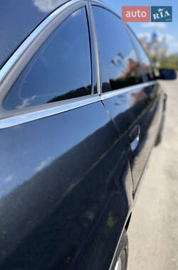 Седан Audi A6 2002 в 