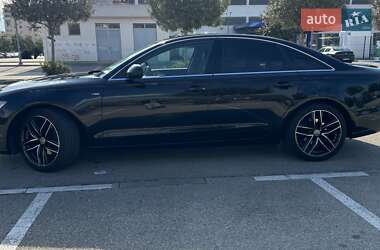 Седан Audi A6 2012 в 