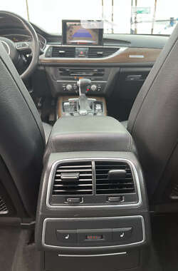 Седан Audi A6 2014 в 