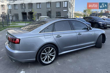 Седан Audi A6 2015 в 