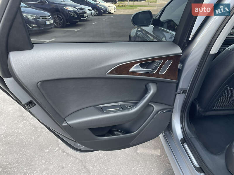 Седан Audi A6 2015 в Киеве