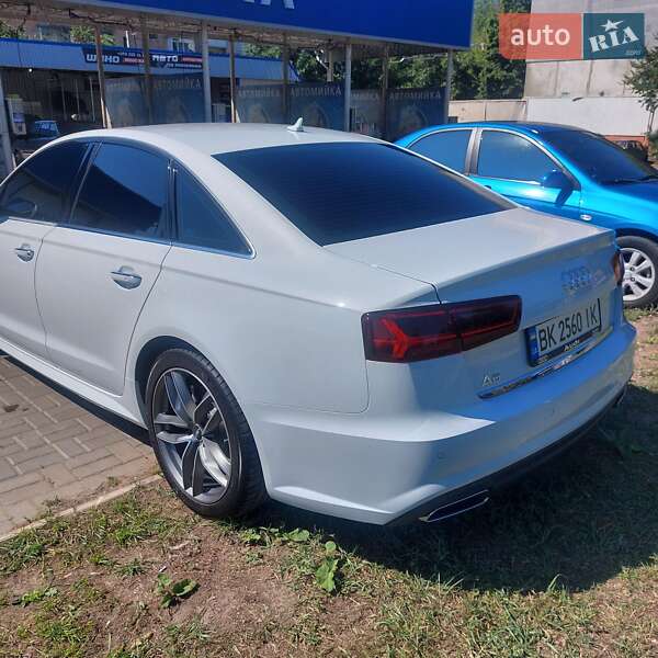 Седан Audi A6 2016 в Сумах