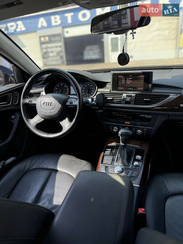Седан Audi A6 2012 в Луцке