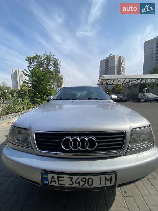Седан Audi A6 1997 в Днепре