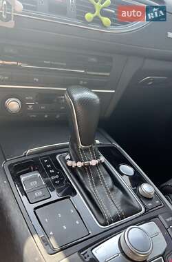 Универсал Audi A6 2015 в 