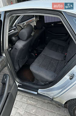 Седан Audi A6 2000 в Днепре