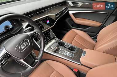 Седан Audi A6 2019 в 