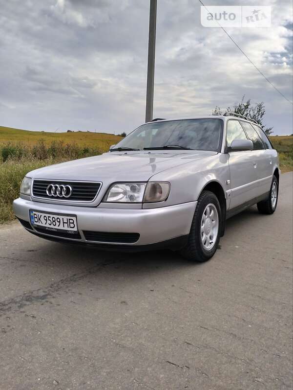 Универсал Audi A6 1995 в Ровно
