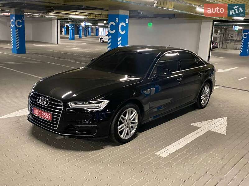 Седан Audi A6 2015 в 