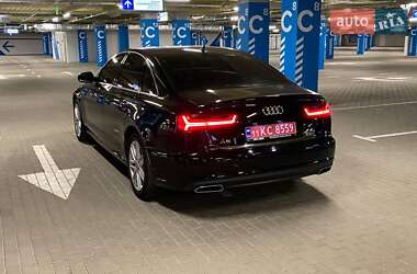 Седан Audi A6 2015 в 