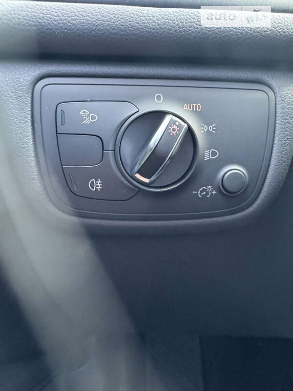 Седан Audi A6 2015 в Одессе