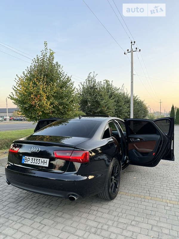 Седан Audi A6 2013 в Сарнах
