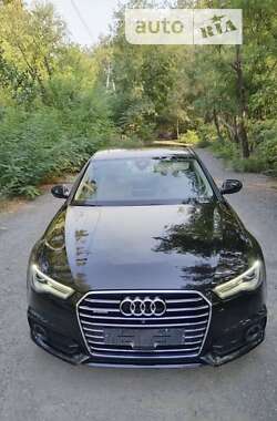 Седан Audi A6 2017 в Дубні