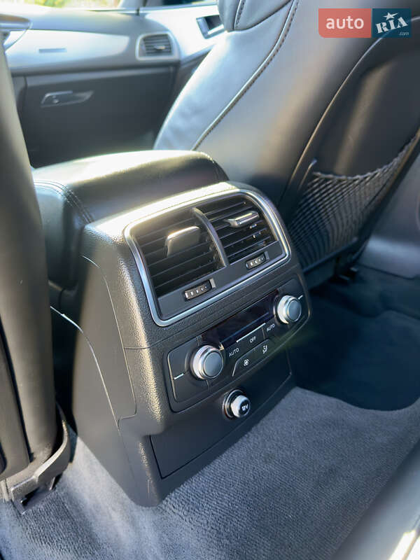 Седан Audi A6 2011 в Черновцах
