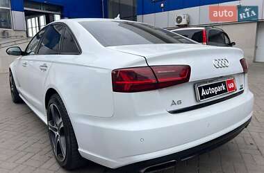 Седан Audi A6 2016 в 