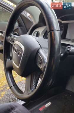Седан Audi A6 2010 в 
