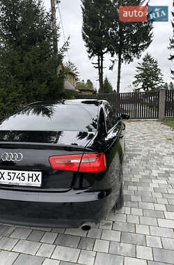 Седан Audi A6 2013 в 