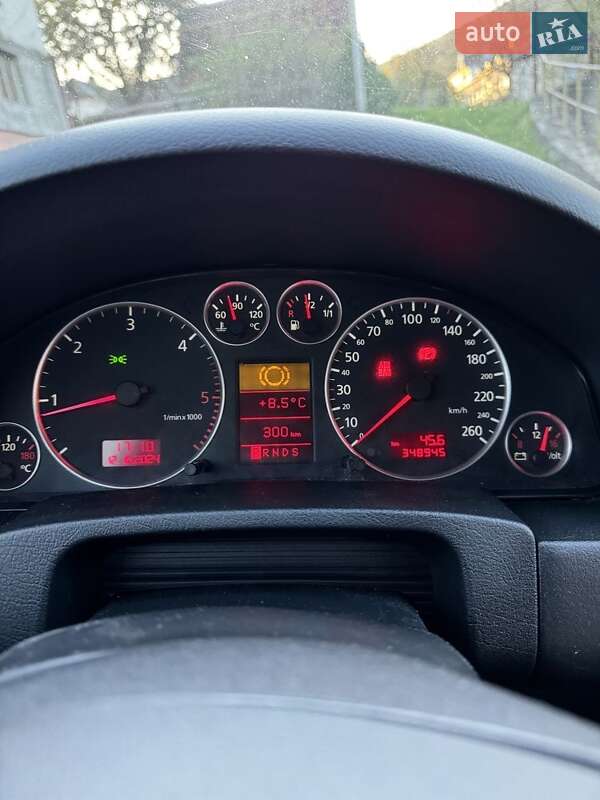 Универсал Audi A6 2002 в Воловце