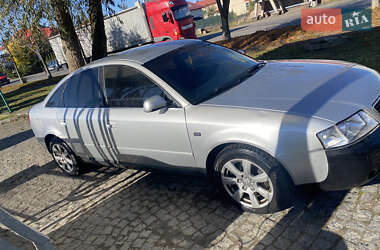 Седан Audi A6 2001 в Долині