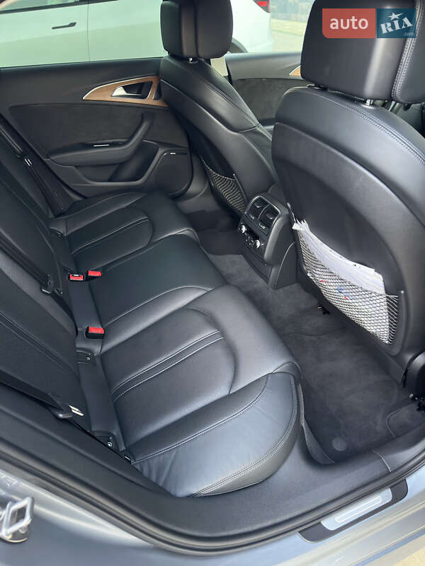 Седан Audi A6 2015 в Черновцах