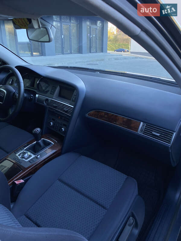 Универсал Audi A6 2005 в Новояворовске