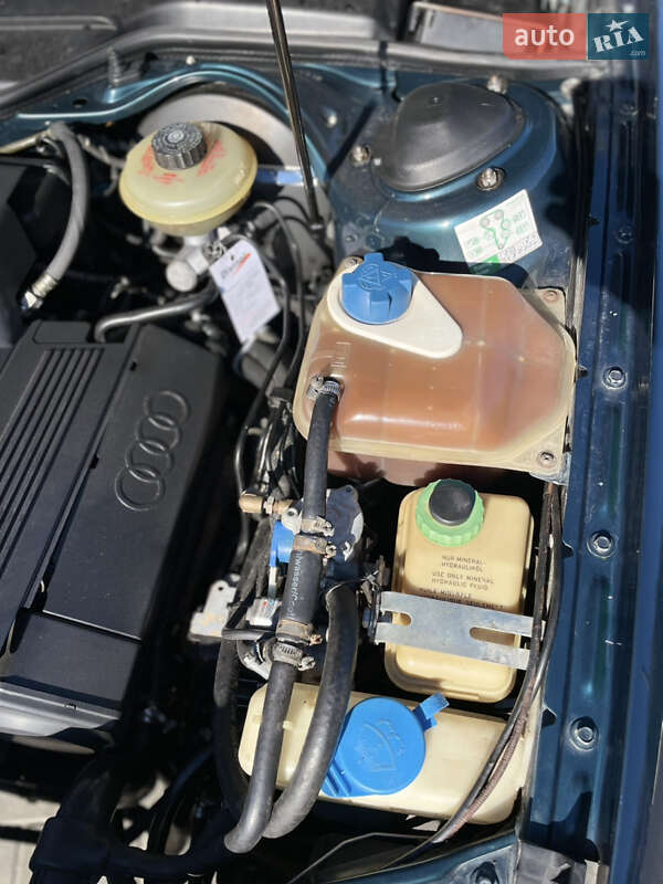 Седан Audi A6 1996 в Подволочиске