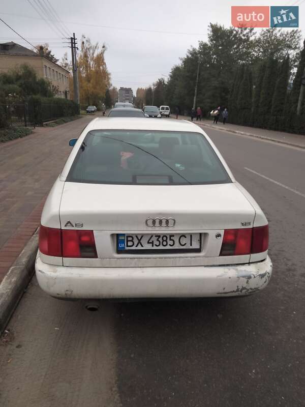 Седан Audi A6 1996 в Славуте