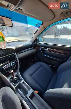 Седан Audi A6 1995 в 