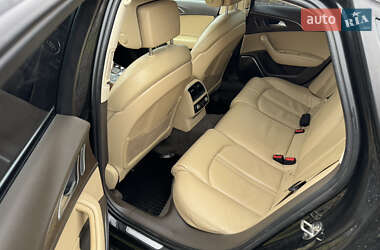 Седан Audi A6 2011 в Комарному