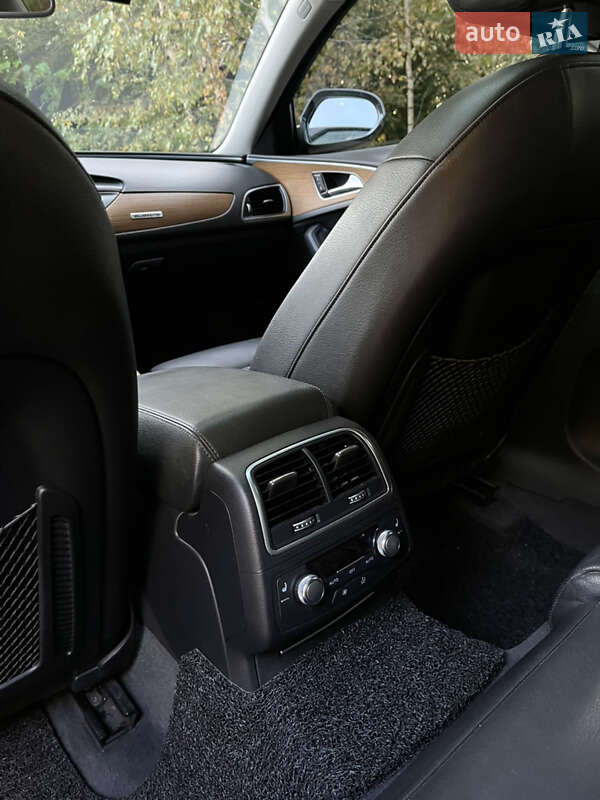 Седан Audi A6 2015 в Дніпрі