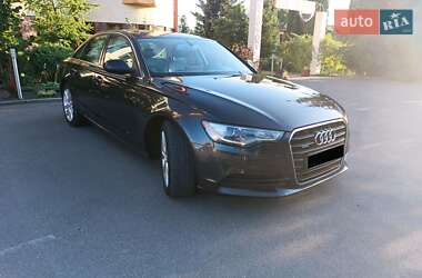 Седан Audi A6 2012 в 