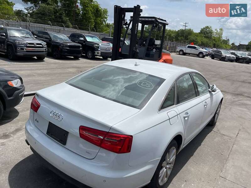Седан Audi A6 2014 в Киеве