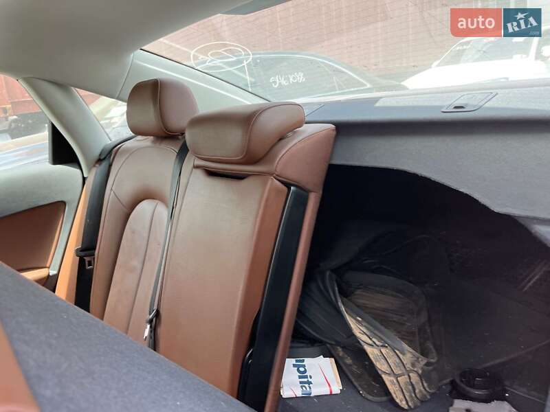 Седан Audi A6 2014 в Киеве