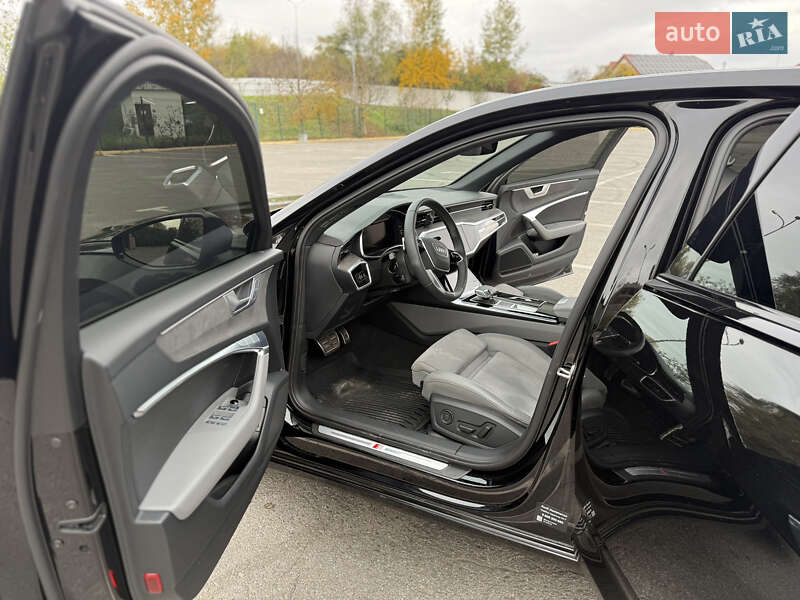 Седан Audi A6 2023 в Ужгороде