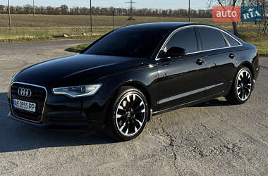 Седан Audi A6 2013 в 