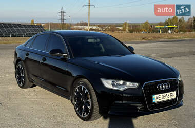 Седан Audi A6 2013 в 
