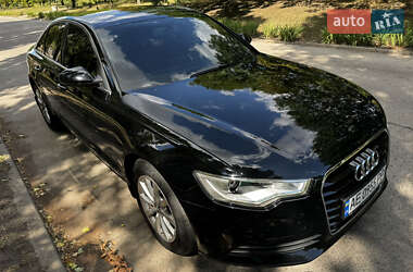 Седан Audi A6 2013 в 