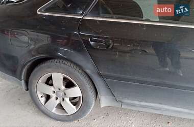 Седан Audi A6 2002 в 