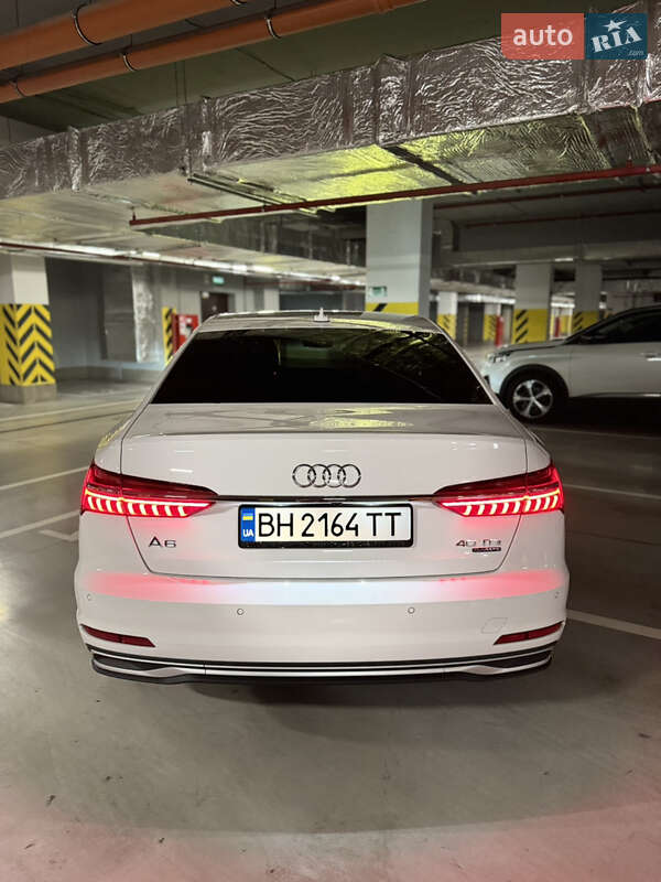 Седан Audi A6 2023 в Одессе