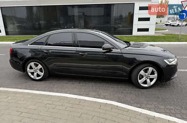 Седан Audi A6 2014 в 