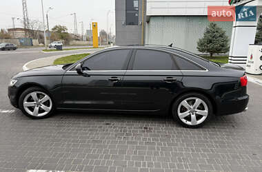Седан Audi A6 2014 в 