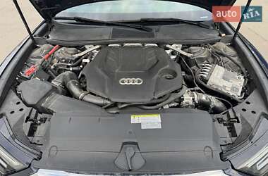 Седан Audi A6 2022 в 