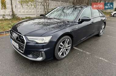 Седан Audi A6 2022 в 