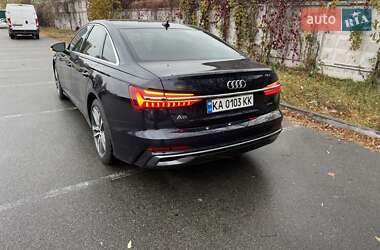 Седан Audi A6 2022 в 