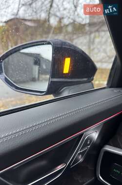 Седан Audi A6 2022 в 
