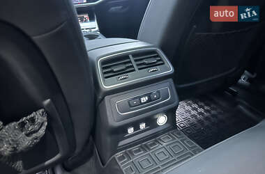 Седан Audi A6 2019 в 